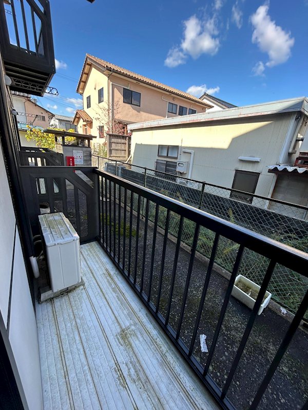 バルコニー　同間取別部屋のお写真です