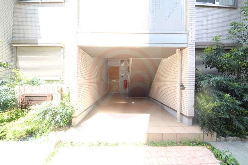エントランス　毎日通るエントランスはこのようになっています