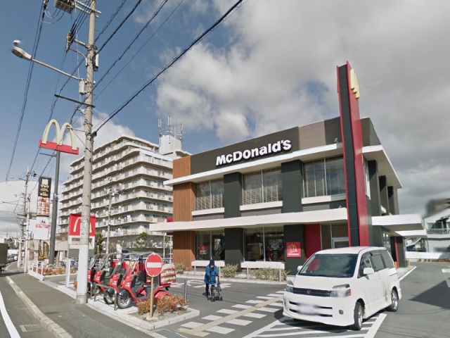 飲食店　マクドナルド25号平野店（飲食店）まで236m