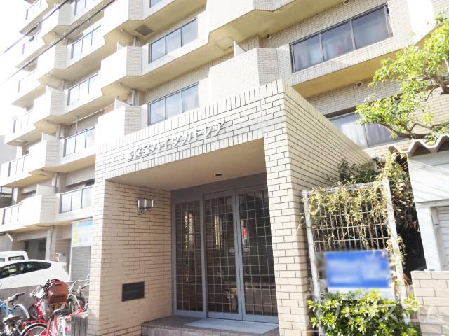 玄関　落ち着いた佇まいですね！