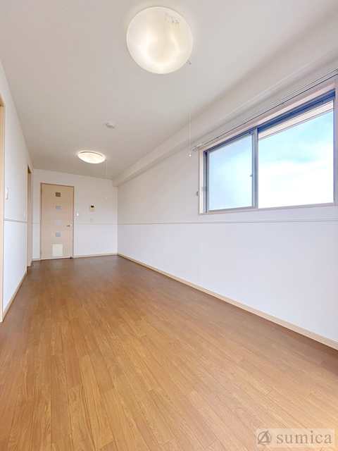 その他部屋・スペース　広々リビングです＾＾