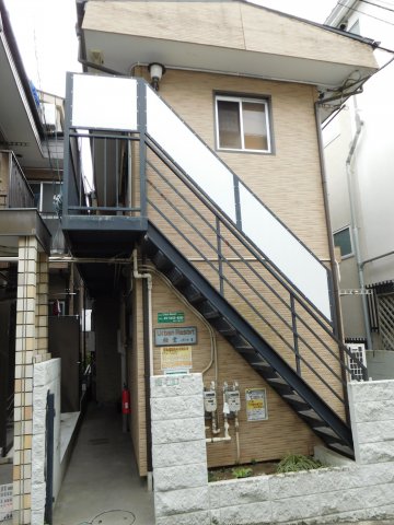 建物外観　レトロとでも言いましょう