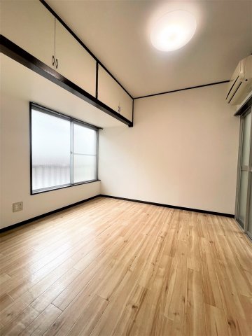 居室・リビング　ベッドはここでテーブルはここでとイメージしやすいお部屋