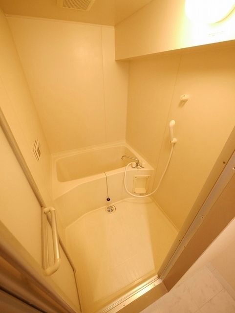 バス・シャワールーム　★お部屋探しは株式会社タウンハウジング東京まで★