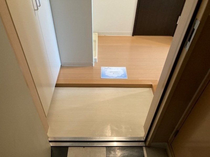 玄関　★《見学予約受付中》当店では契約金がクレジット決済可能です★