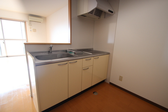 キッチン　※別部屋の写真です