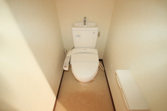 トイレ　※別部屋の写真です