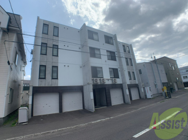 建物外観　札幌市北区北２８条西「クレエボヌール」