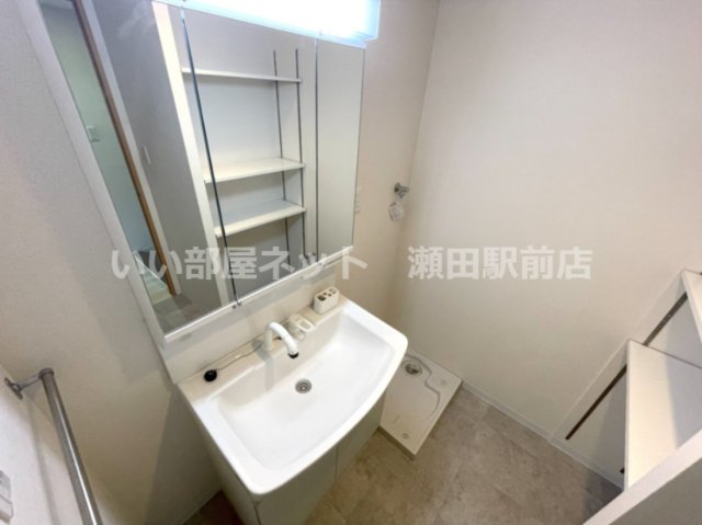 洗面設備　同仕様写真