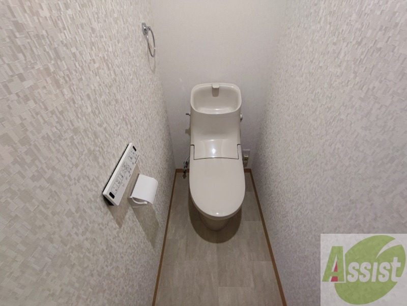 トイレ　こちらはトイレです。清潔感があり、安心して使用できます。