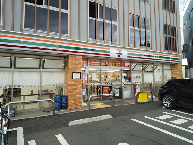 コンビニ　セブンイレブン世田谷日体大前店（コンビニ）まで140m