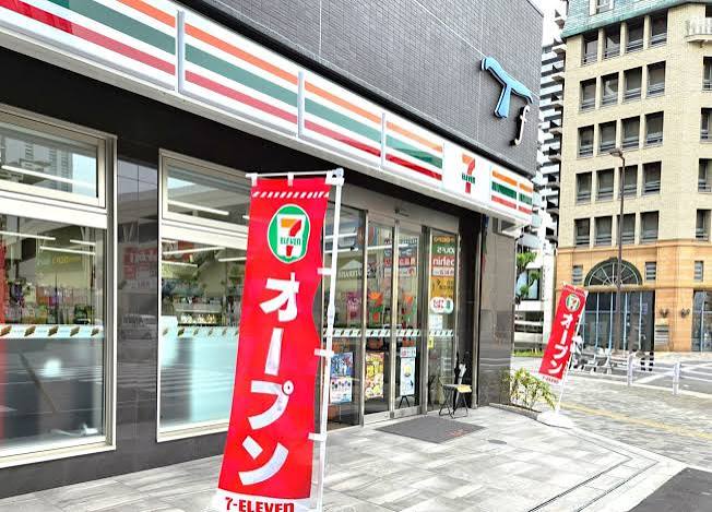 コンビニ　セブンイレブン大阪西宮原1丁目店（コンビニ）まで82m