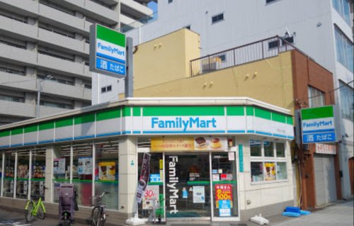 コンビニ　ファミリーマート 市岡みなと通店（コンビニ）まで139m