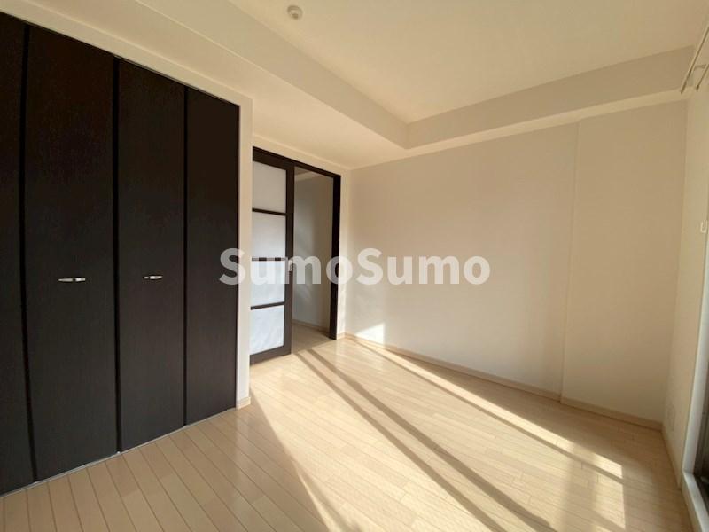 その他部屋・スペース　落ち着いて過ごせるお部屋なので、寝室にいかがでしょうか