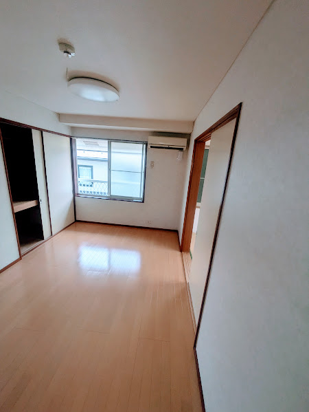 その他設備　エアコン付き！