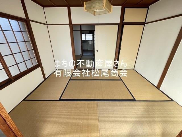 ＪＲ山陽本線 宝殿駅 徒歩15分 2階建 築56年の内装写真