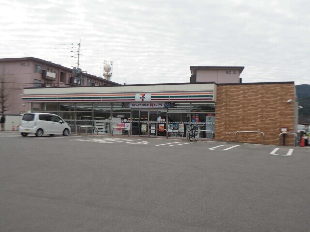 コンビニ　セブンイレブン武雄川良店（コンビニ）まで453m
