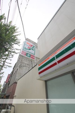 コンビニ　セブンイレブン（コンビニ）まで217m