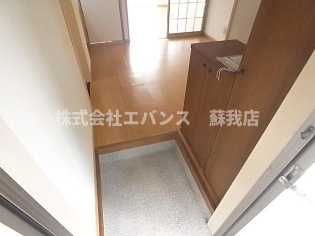 玄関　落ち着いた玄関です