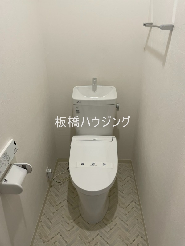 トイレ　トイ