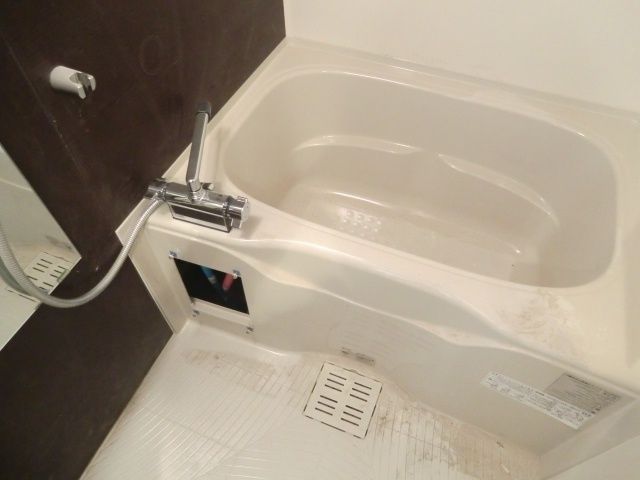バス・シャワールーム　★浴室乾燥機付バス★