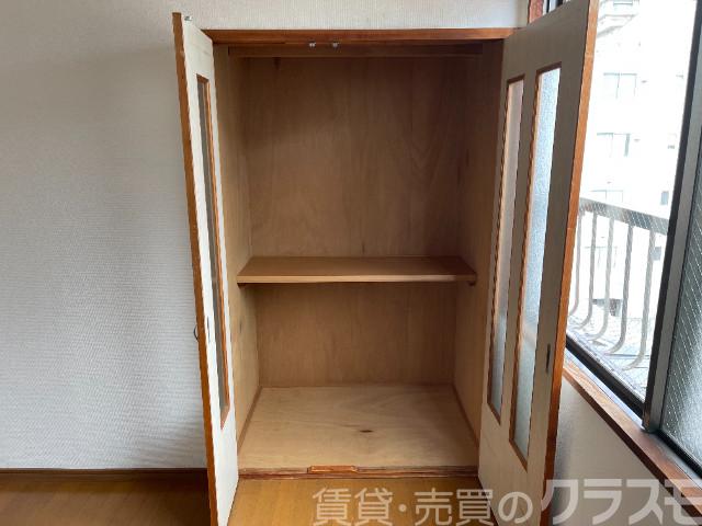収納　洋室収納