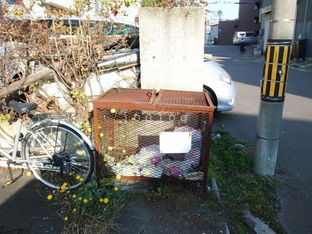 その他共有部分　ゴミ箱