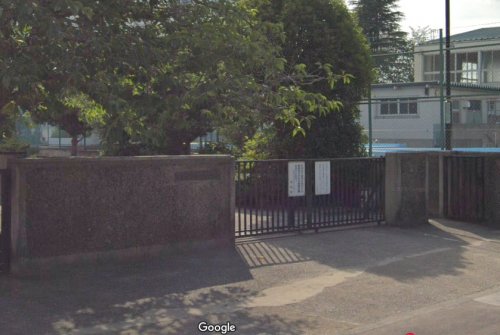 小学校　日野市立南平小学校（小学校）まで954m