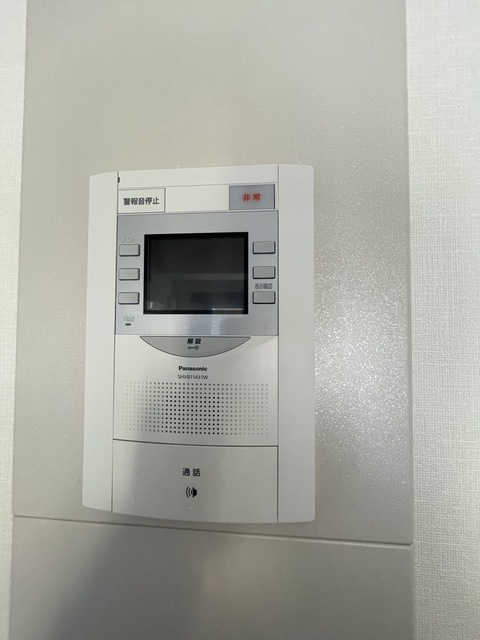 セキュリティ　ＴＶモニター付インターフォン★前回募集時の写真です