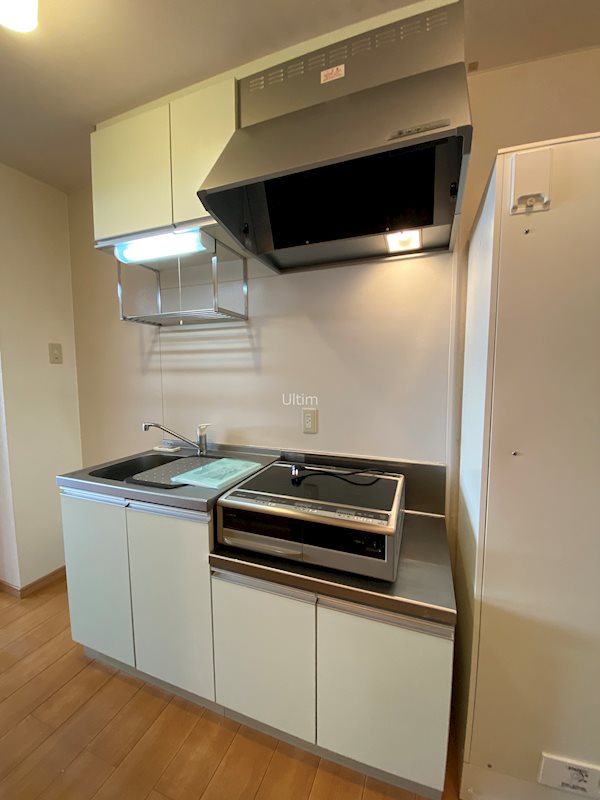 キッチン　※別のお部屋の写真です