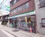 コンビニ　ファミリーマート麻田東一条店（コンビニ）まで438m