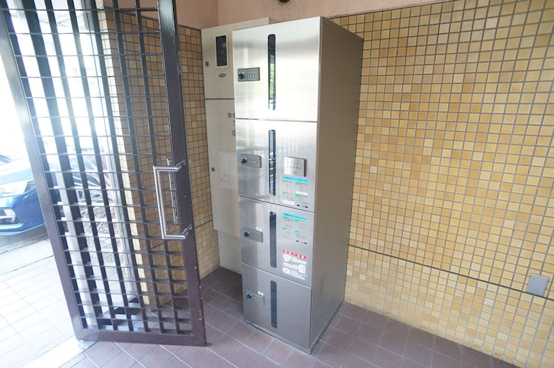 エントランス　便利な宅配BOX★
