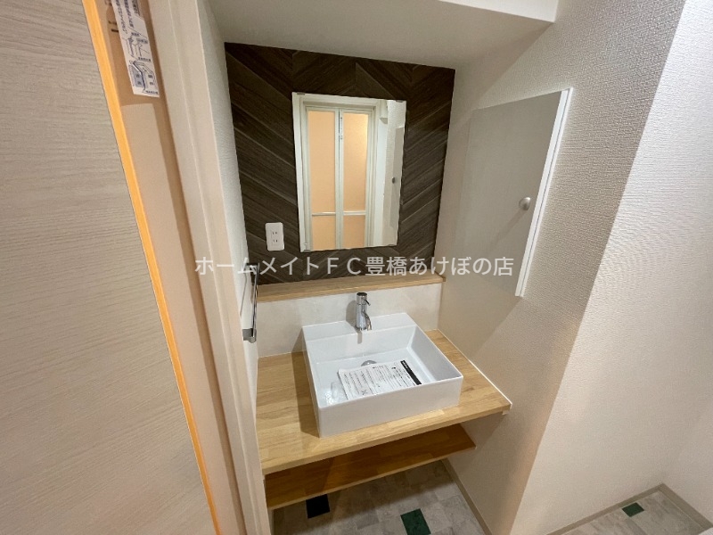 洗面設備　同型別部屋写真