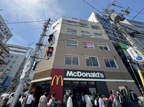 飲食店　マクドナルド 桃谷店（飲食店）まで405m