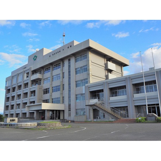 役所　香芝市役所（役所）まで2800m