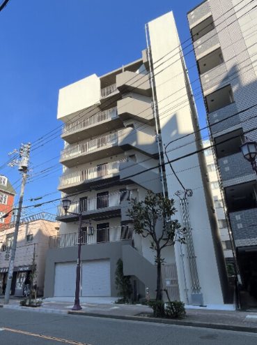 建物外観　築浅RC造マンションです。