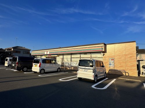 コンビニ　セブン-イレブン 八王子川口町東店（コンビニ）まで1006m