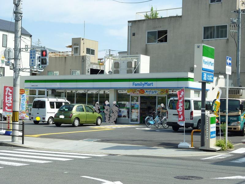 コンビニ　ファミリーマート今津中3丁目店（コンビニ）まで199m
