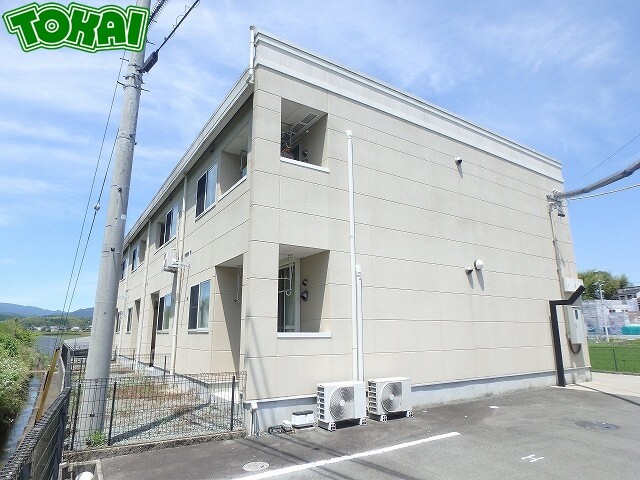 建物外観　外観写真（昼）