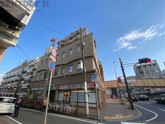 建物外観　TVインターフォン付で安心です