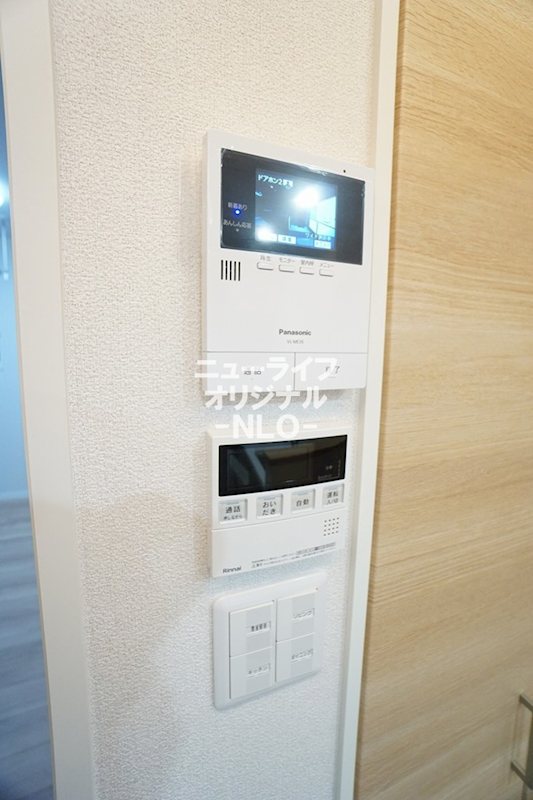 セキュリティ　来訪者を室内から確認出来るテレビモニターホン