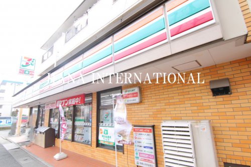 コンビニ　セブン-イレブン市川二俣１丁目店（コンビニ）まで713m
