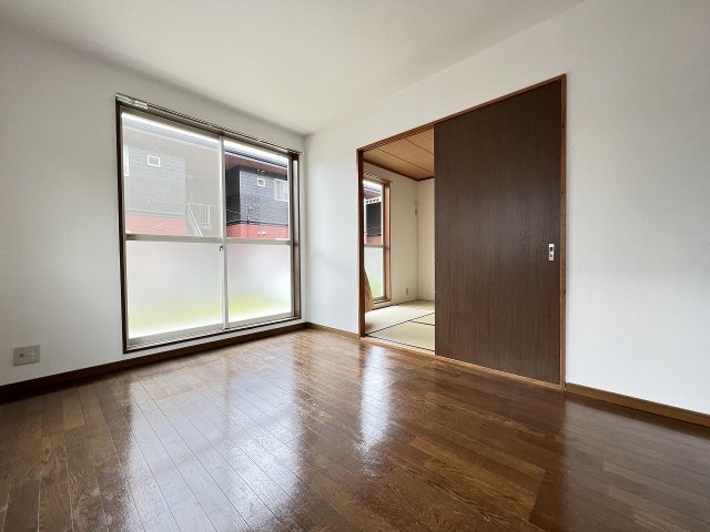 居室・リビング　参考写真B100