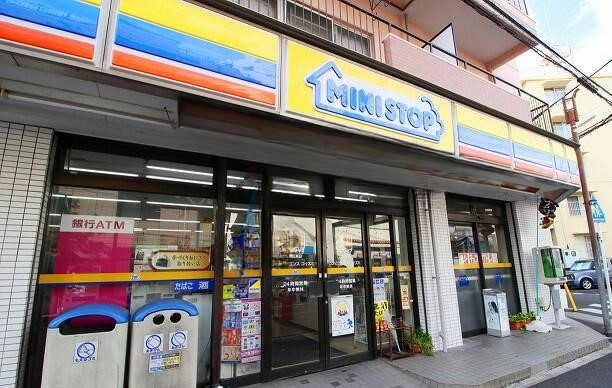 コンビニ　ミニストップ 北加瀬店（コンビニ）まで60m
