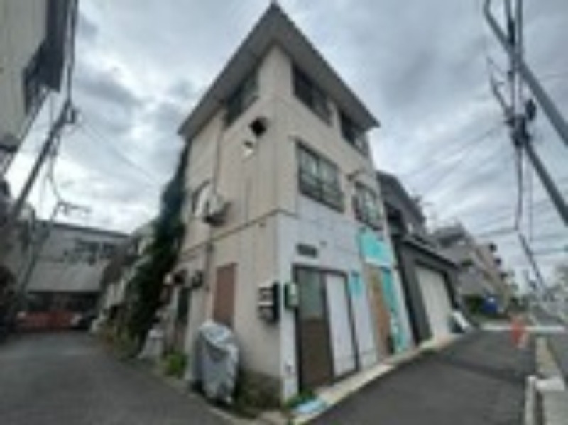 平和ビルの外観写真