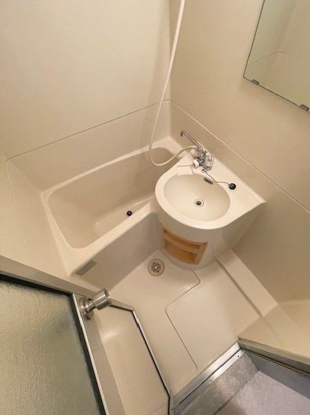 バス・シャワールーム　お風呂です