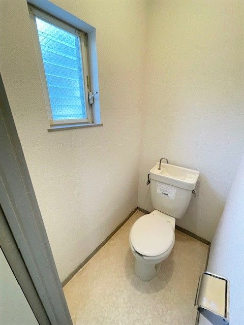トイレ　清潔感のあるトイレです
