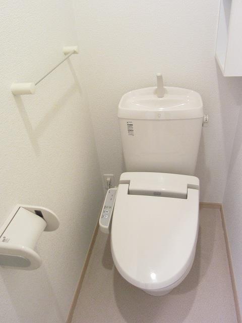 ミル アージュBのトイレ写真