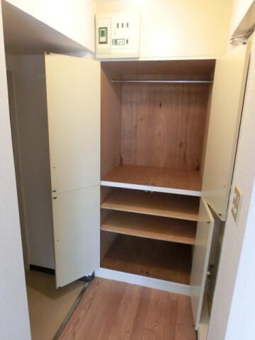 収納　■敷地内ゴミ置き場