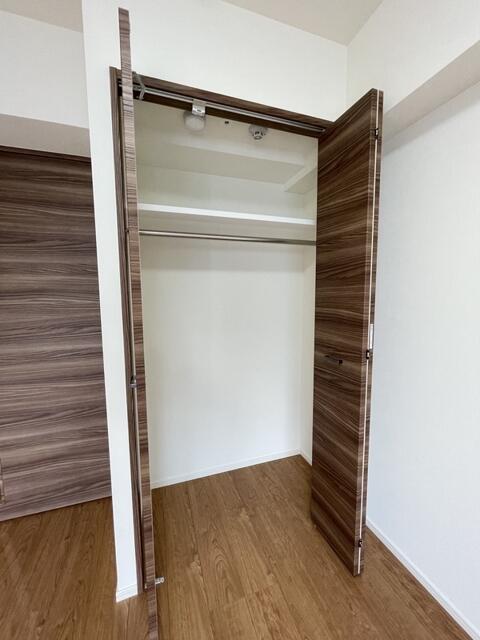 収納　同物件別部屋写真